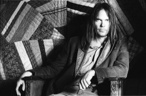 2521-13-NeilYoungQuilt-Nov171975-1024x673